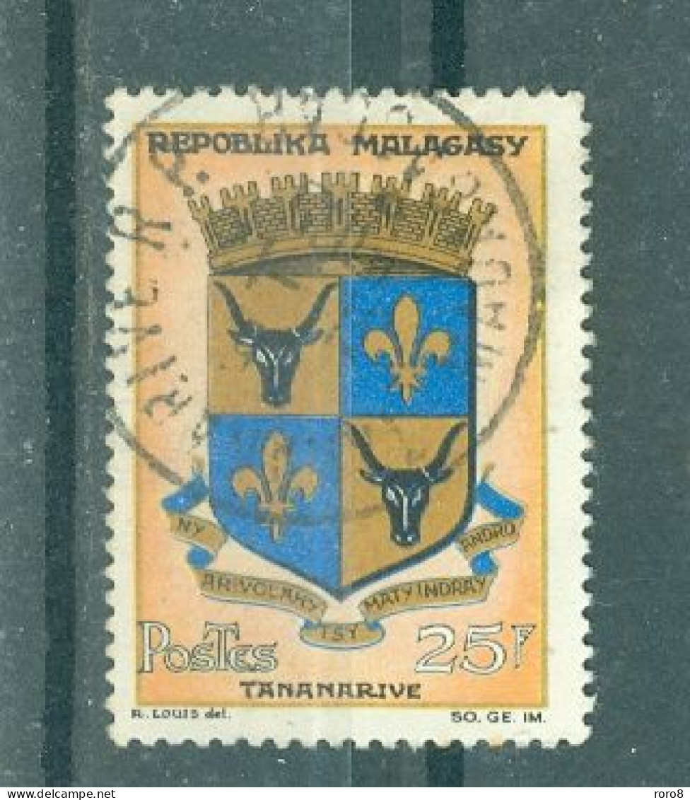 MADAGASCAR - N°392 Oblitéré. Armoiries. - Briefmarken