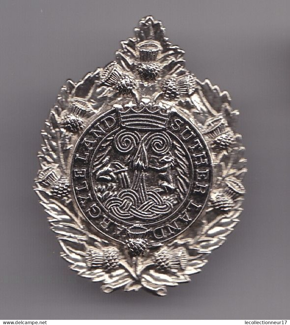 Pin's Armée De L'Air  Argyll And Suther Land Réf 7136 - Militaria