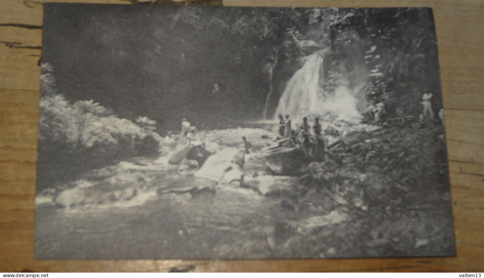 GUADELOUPE, Hauteurs De PETIT BOURG, Excursionnistes Au Saut De La Lézarde ............ 240501 .......... 8 - Otros & Sin Clasificación