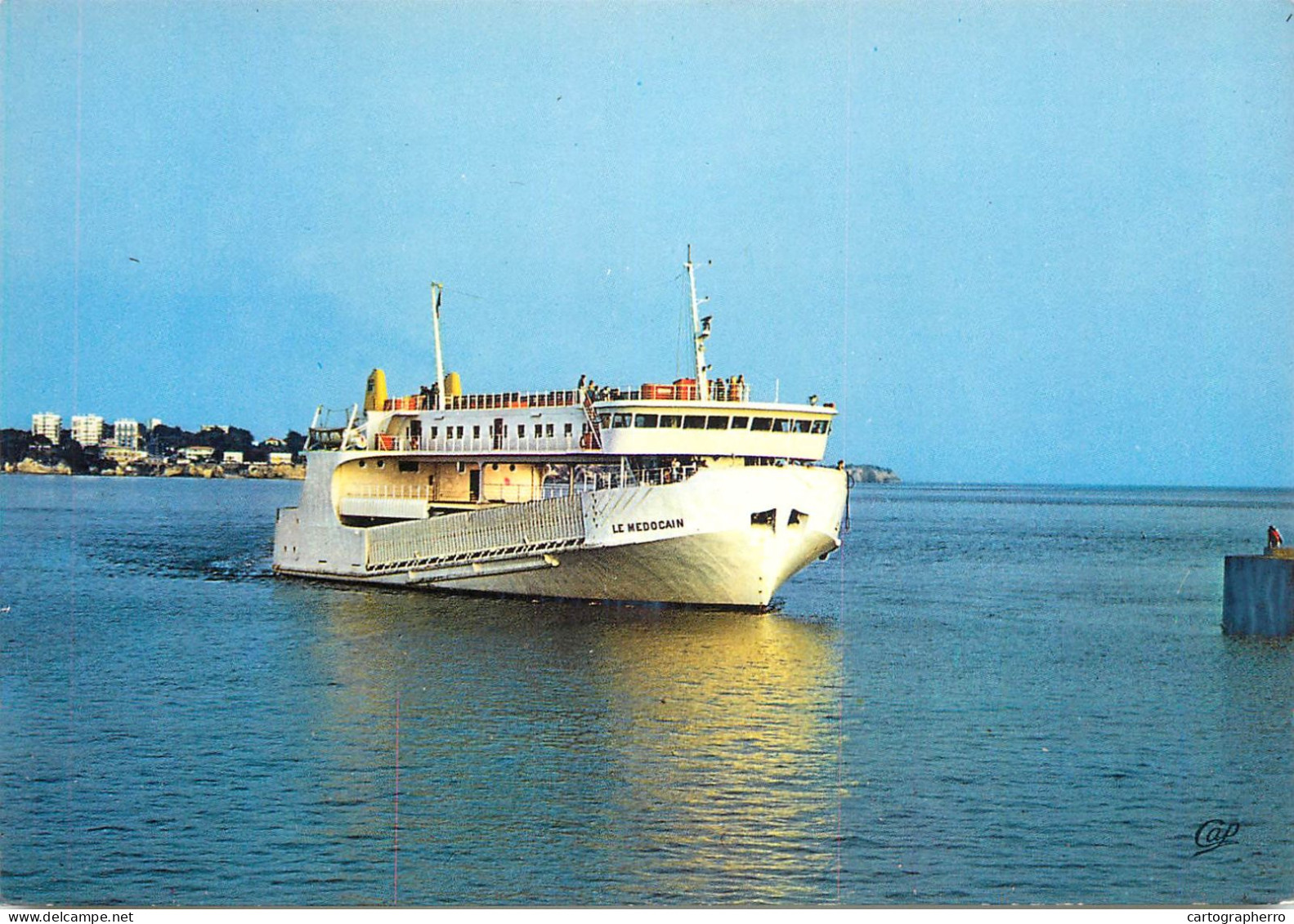 Navigation Sailing Vessels & Boats Themed Postcard Royanle Medocain Cruise Boat - Segelboote