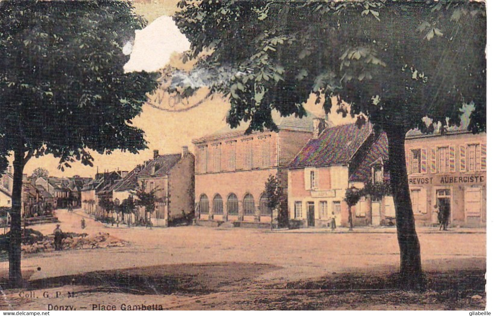 58 - DONZY - Place Gambetta - Carte Toilée - Other & Unclassified