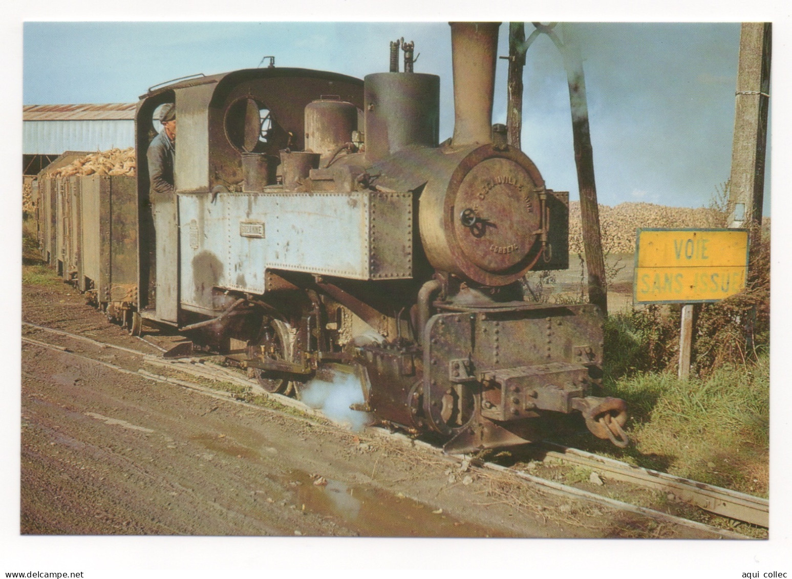 TOURY (28) LOCOMOTIVE 030 T DECAUVILLE MANOEUVRANT UNE RAME À LA SUCRERIE - LE 1er NOVEMBRE 1963 - Trenes