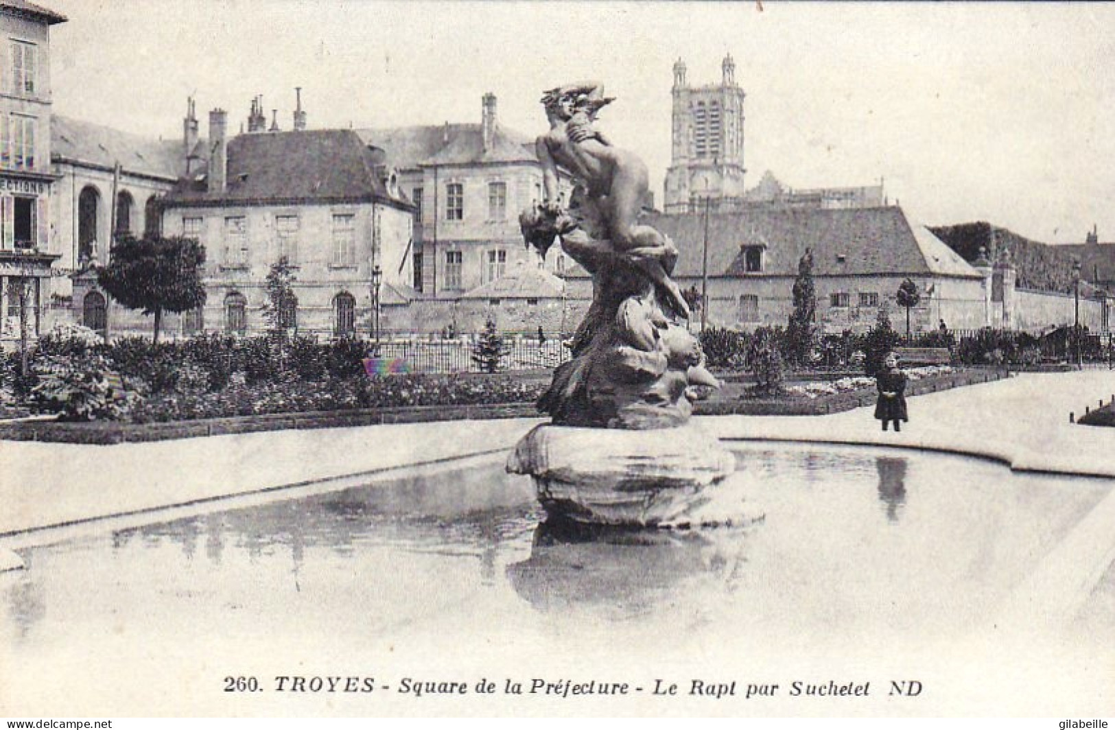 10 -  TROYES - Square De La Prefecture - Le Rapt Par Suchelet - Troyes