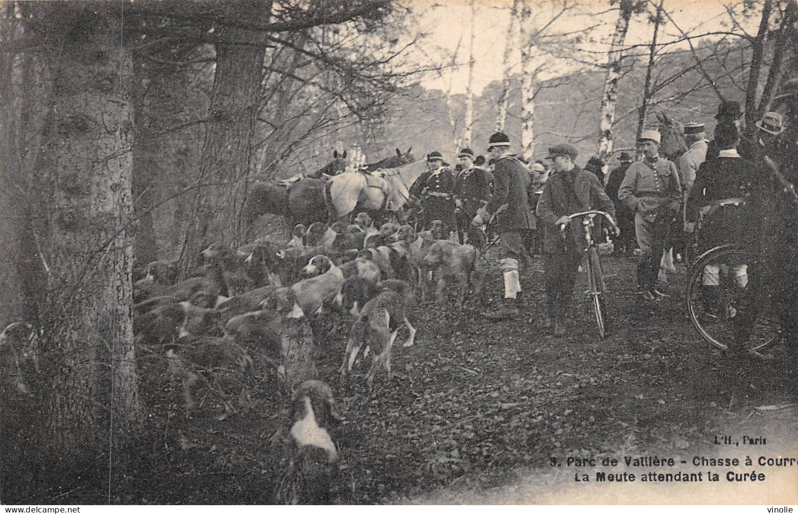 24-5724 : CHASSE A COURRE. VENERIE. PARC DE VALLIERE. LA MEUTE AVANT LA CUREE - Otros & Sin Clasificación