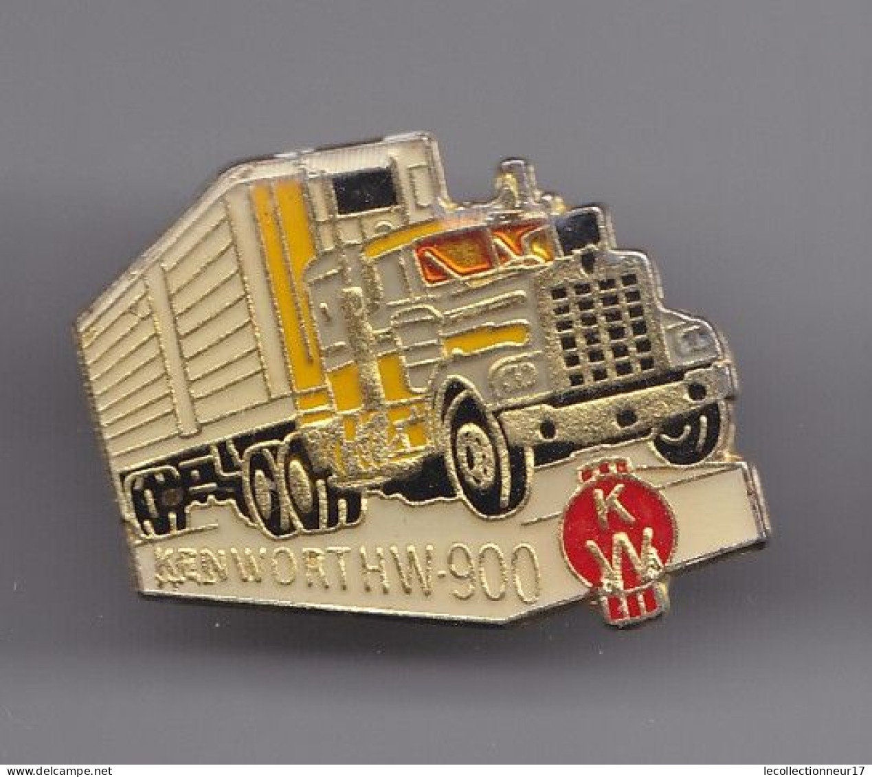 Pin's  Camion KW  Kenworthw 90 Réf 2678 - Transportation