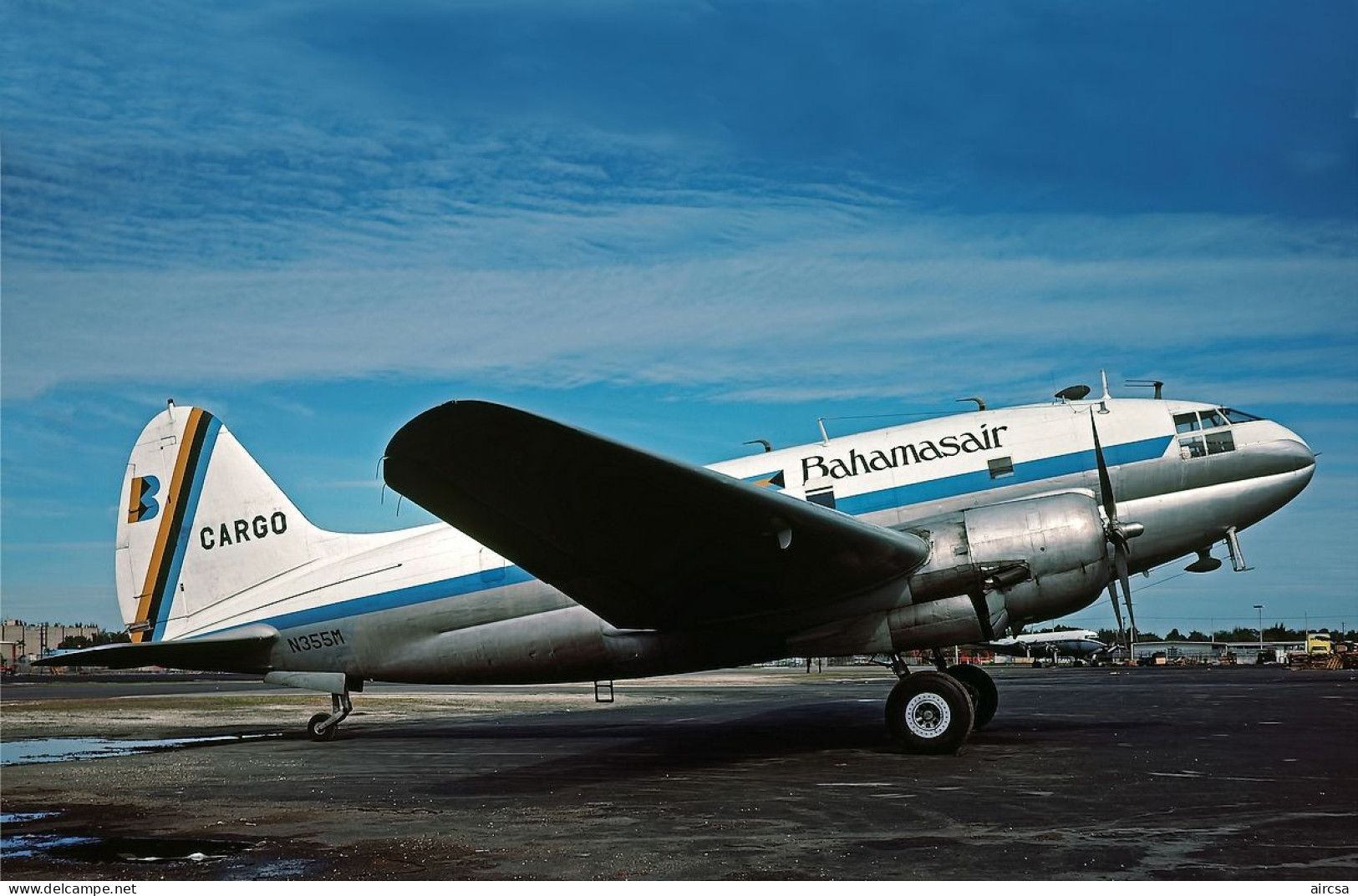Aviation Postcard-WGA-1432 BAHAMASAIR Curtiss C-46 - 1946-....: Modern Tijdperk
