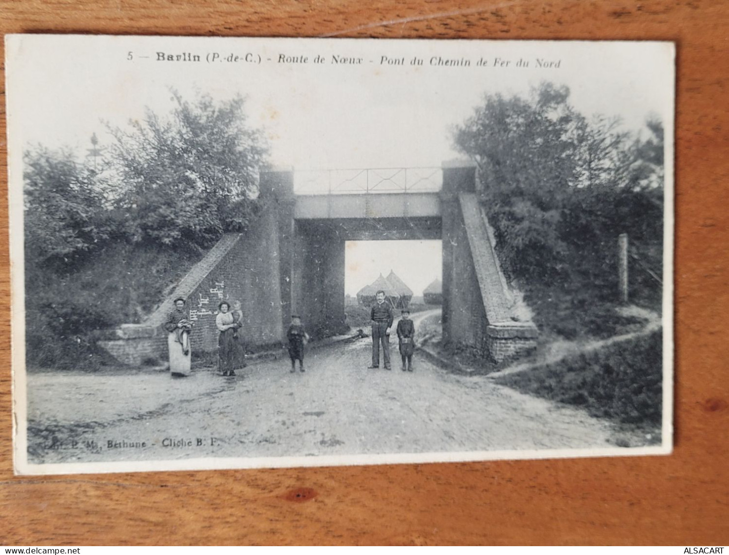 Barlin , Route De Noeux , Le Pont De Chemin De Fer - Barlin