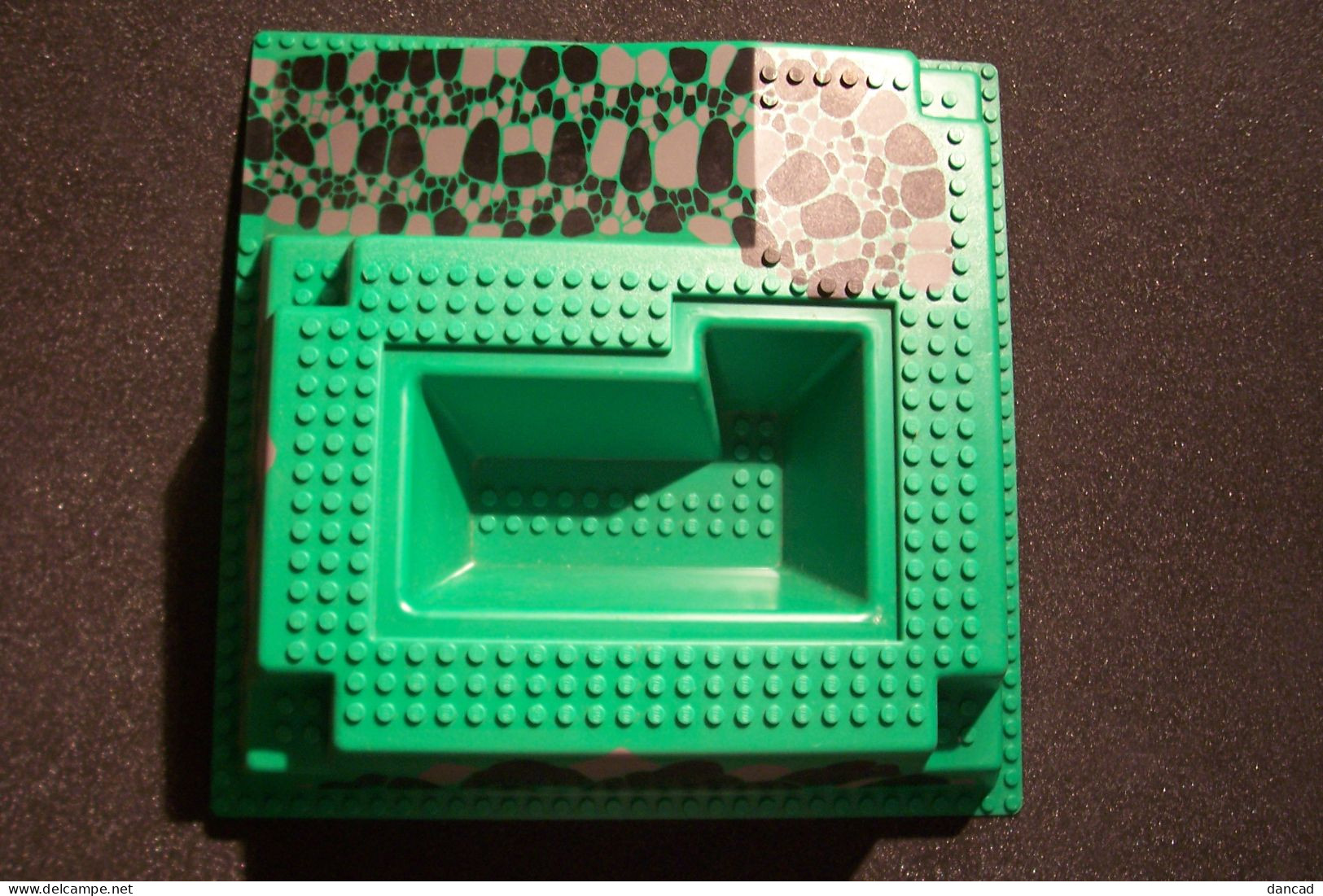 MODULE  ( Moulé )  Ref  2552  - LEGO - 255X255 X H = 65 Mm - Rampe & Fosse -( Pas De Reflet Sur L'original ) - Zonder Classificatie