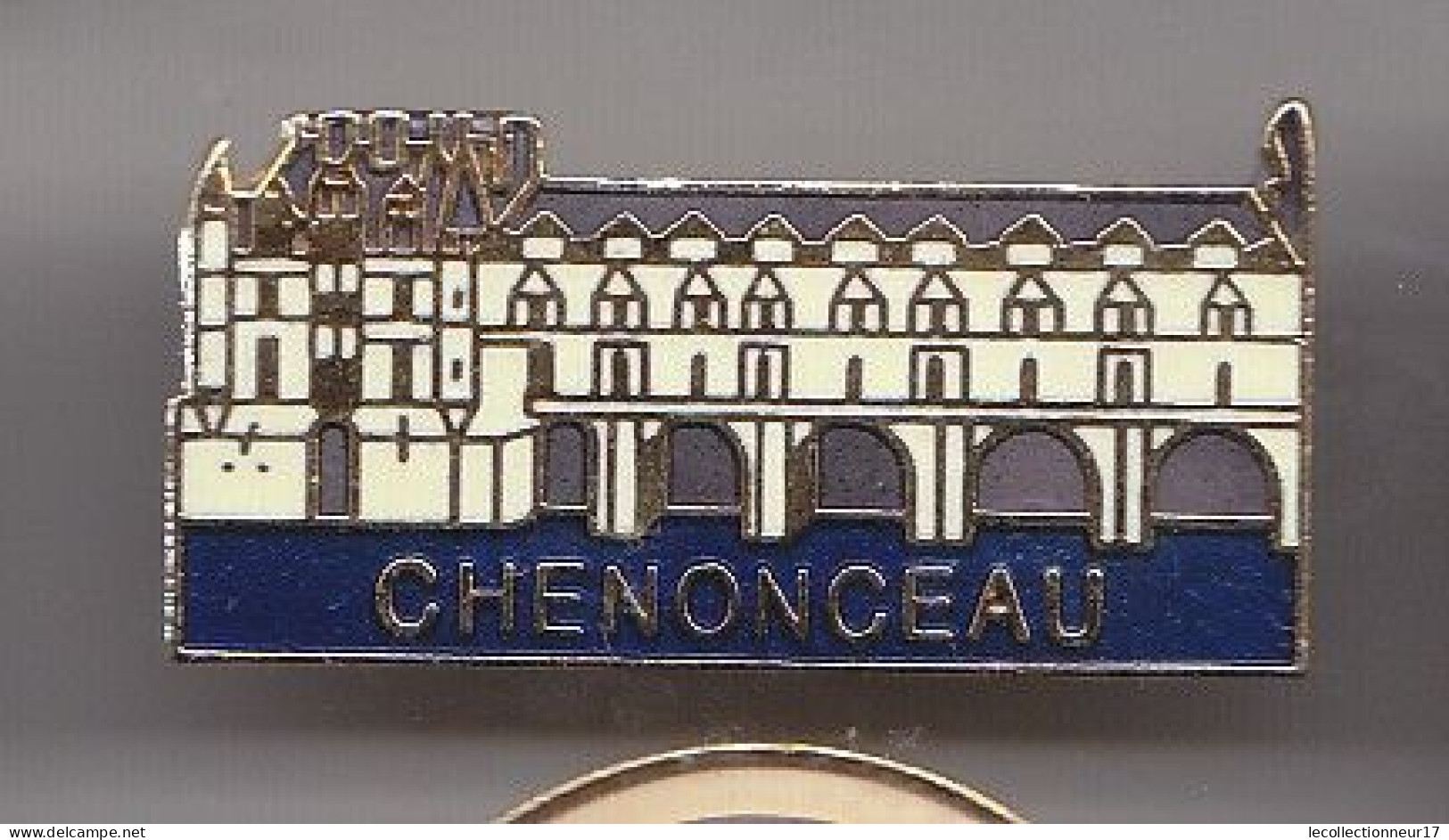 Pin's Château De Chenonceau Réf 6459 - Cities