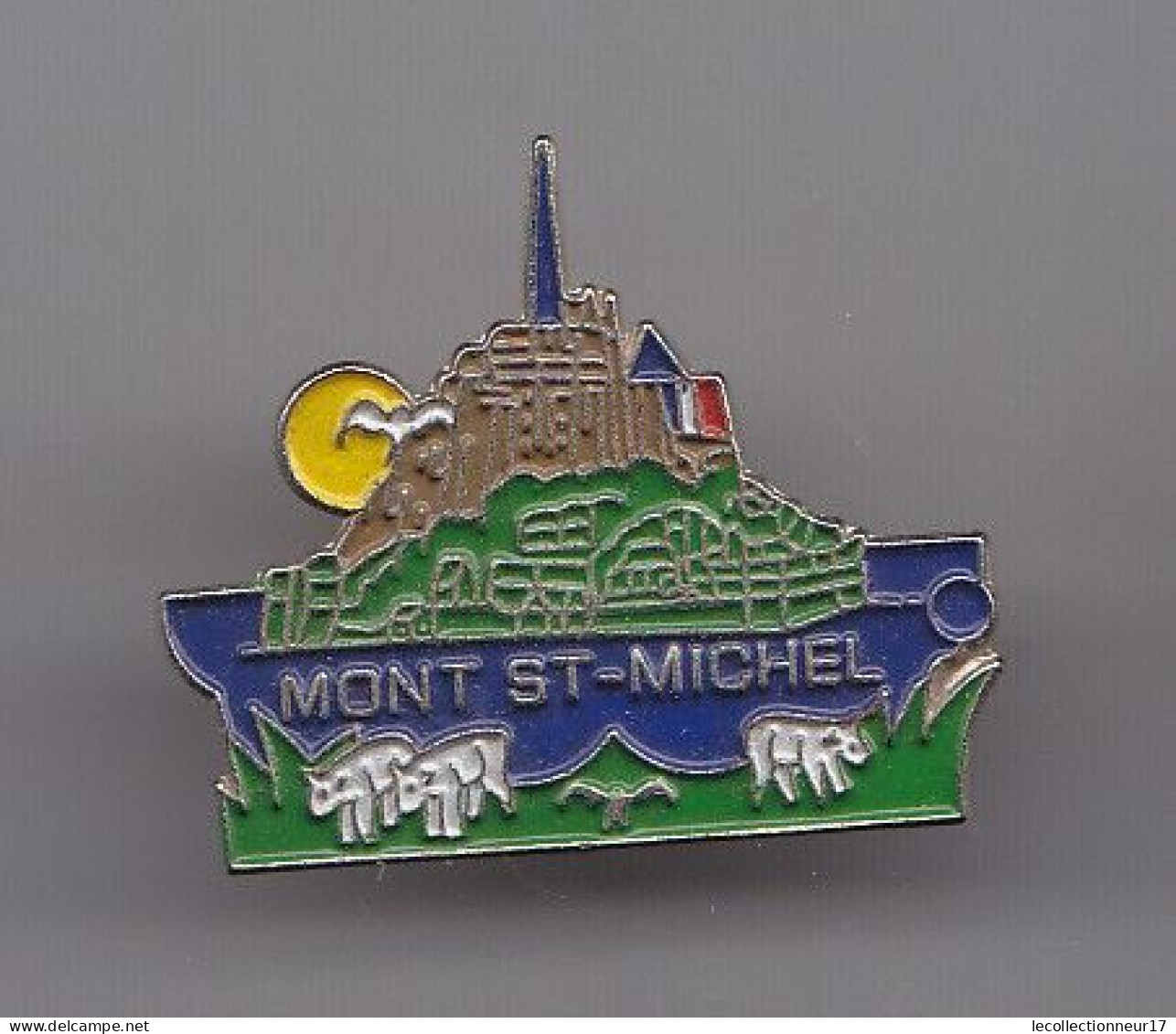 Pin's Mont Saint Michel Réf 6476 - Cities
