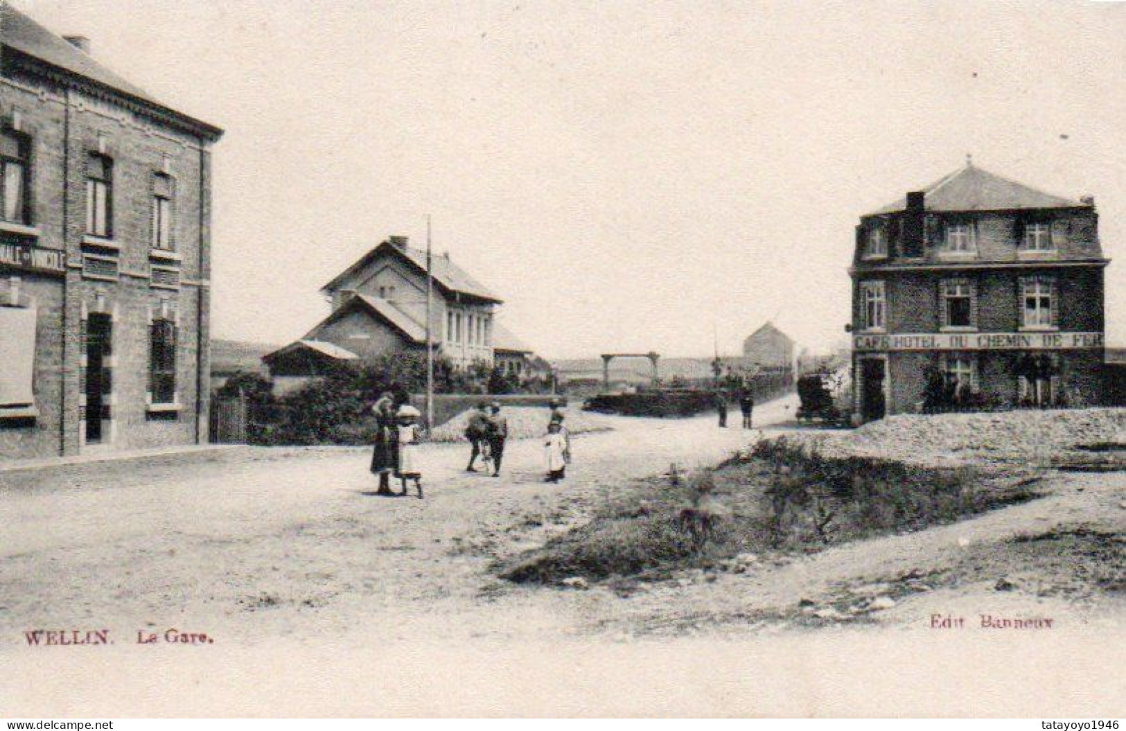 Wellin  La Gare Animée N'a Pas Circulé - Wellin