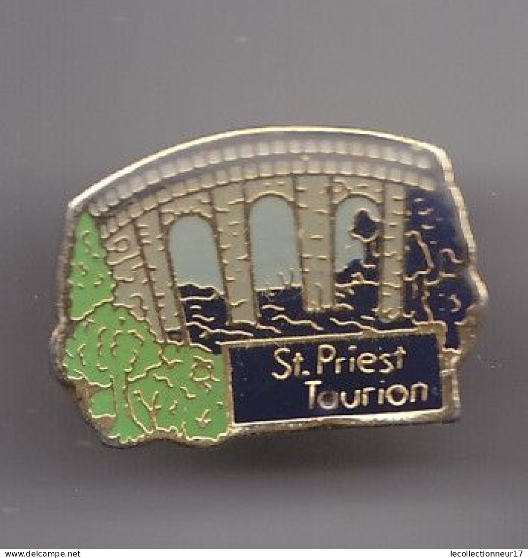 Pin's Saint  Priest Tourion  Réf 7847JL - Cities