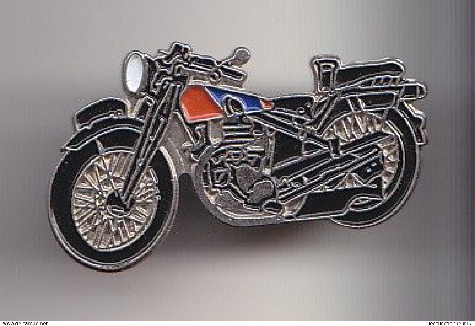 Pin's Moto Réf 7592JL - Motorräder