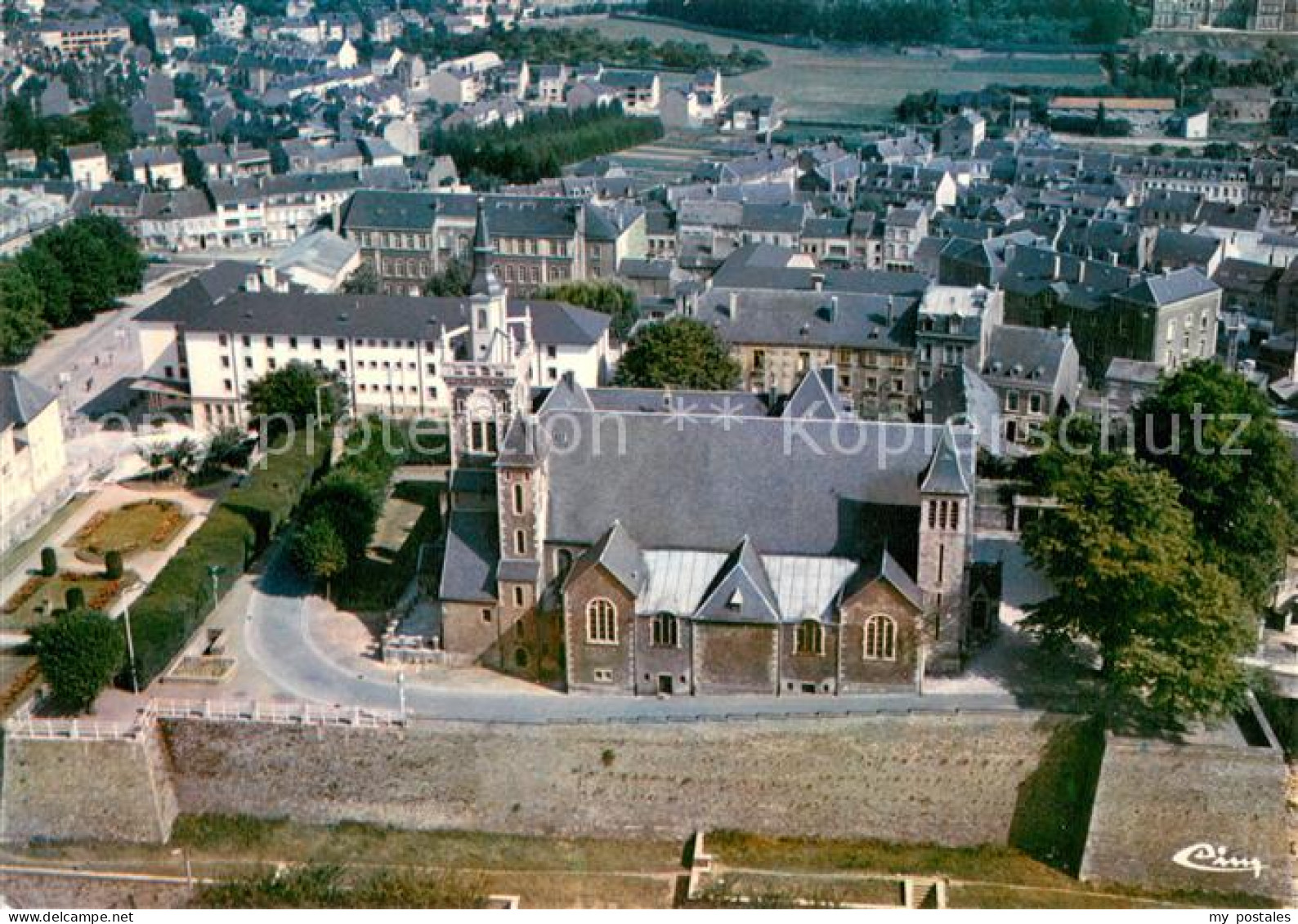 73653939 Arlon Wallonie Eglise Saint Donat Vue Aérienne Arlon Wallonie - Arlon