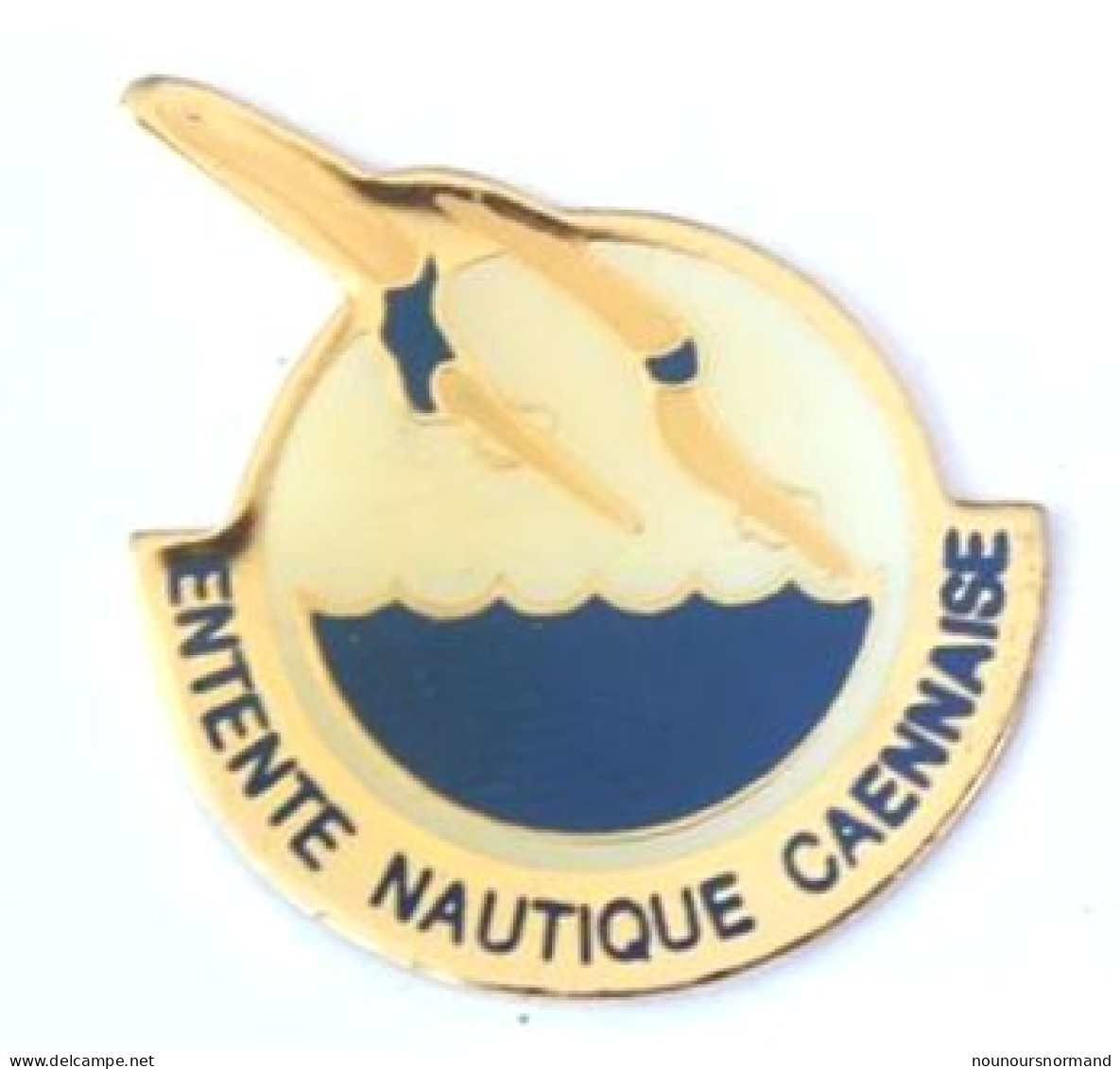 Pin's Caen (14) - ENTENTE NAUTIQUE CAENNAISE - Couple De Plongeurs - EPS - N216 - Zwemmen