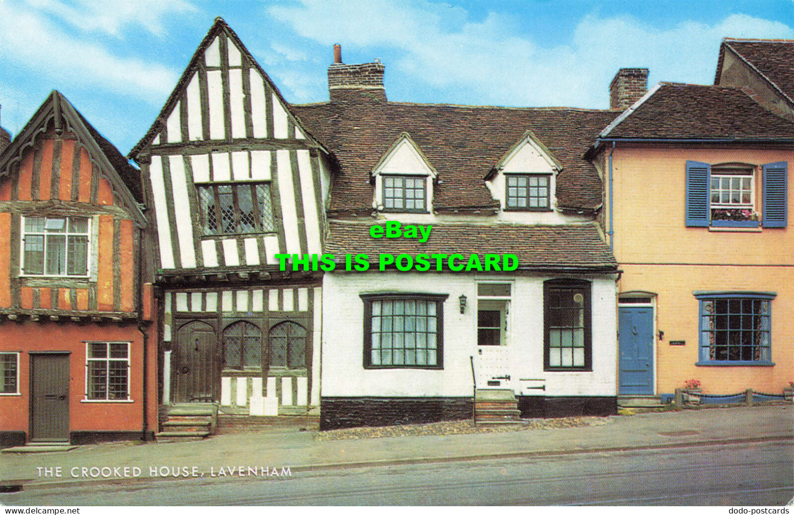 R572570 Crooked House. Lavenham. Salmon - World