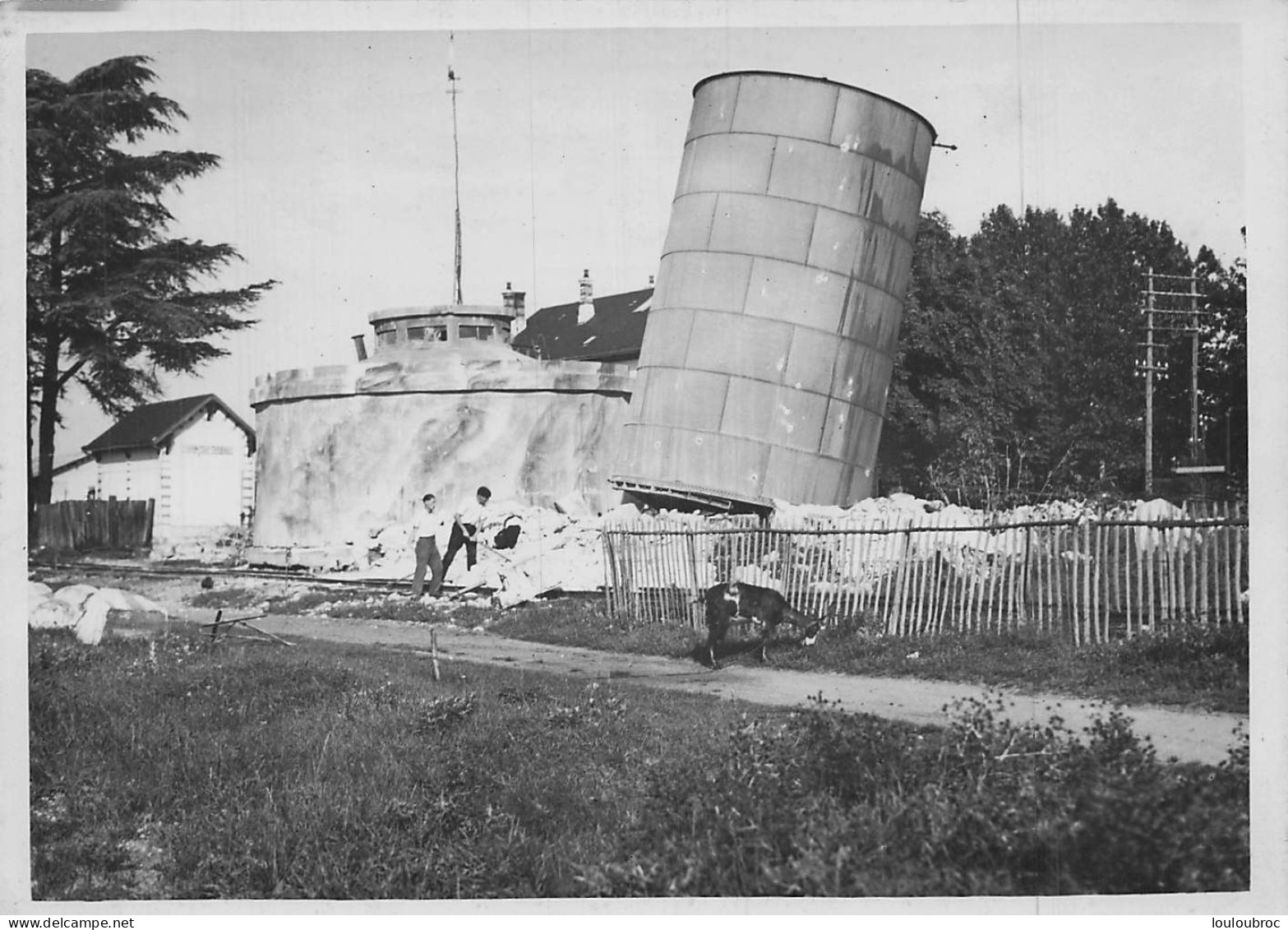 DEPOT DE TOURS SABOTAGE ET DESTRUCTIONS PAR LES  ALLEMANDS LE 31 AOUT 1944 PRISE D'EAU DE CHENOUCEAUX PHOTO 18X13CM - Krieg, Militär