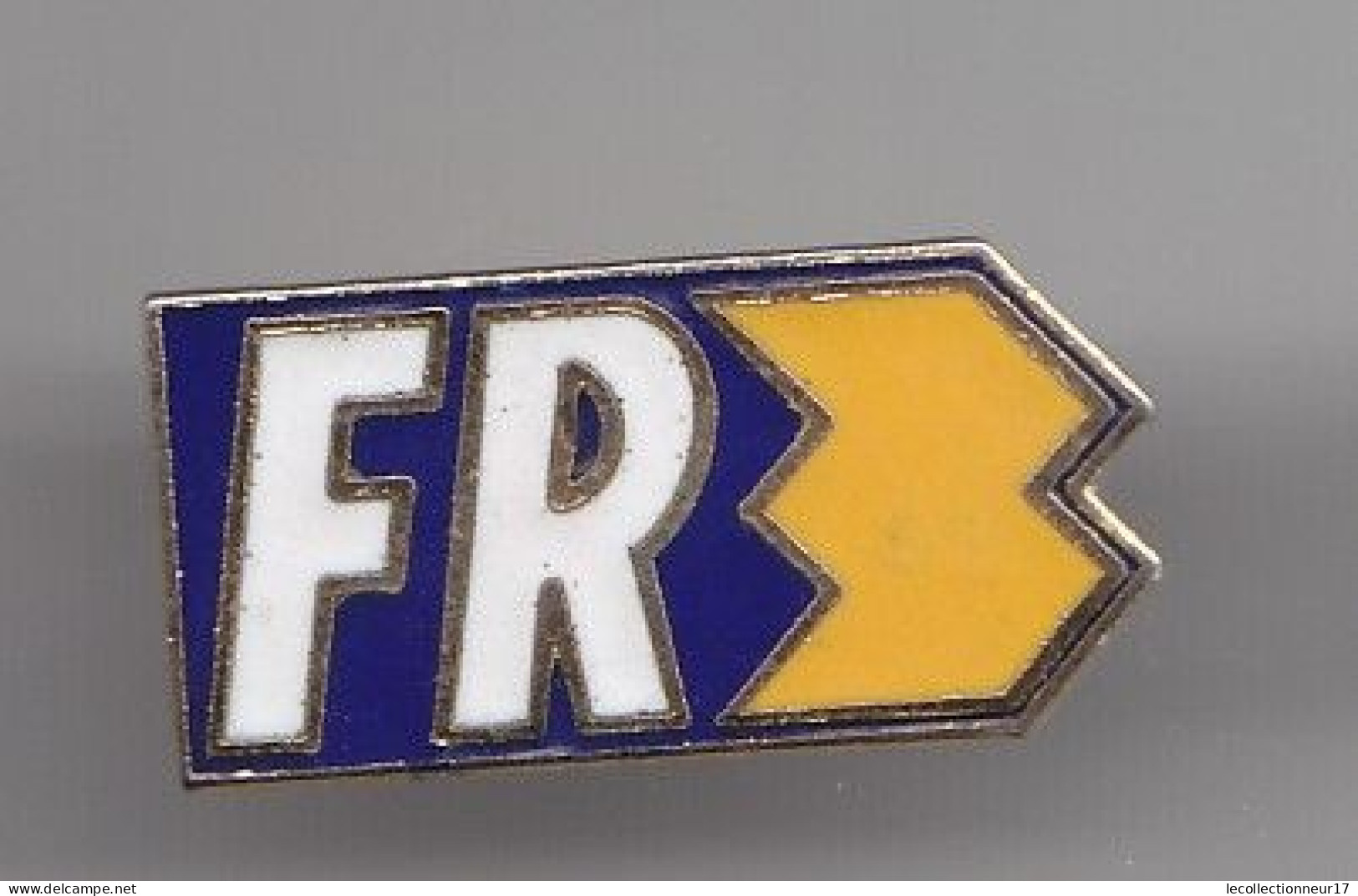 Pin's FR3 Réf 2981 - Medien