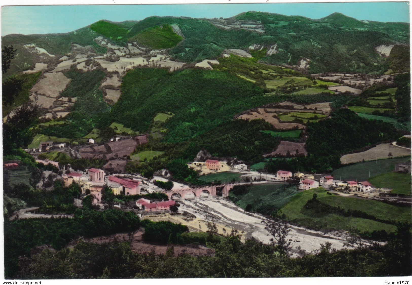 PIACENZA - CARTOLINA  - FARINI D'OLMO - PANORAMA - VIAGGIATA  - 1968 - Piacenza