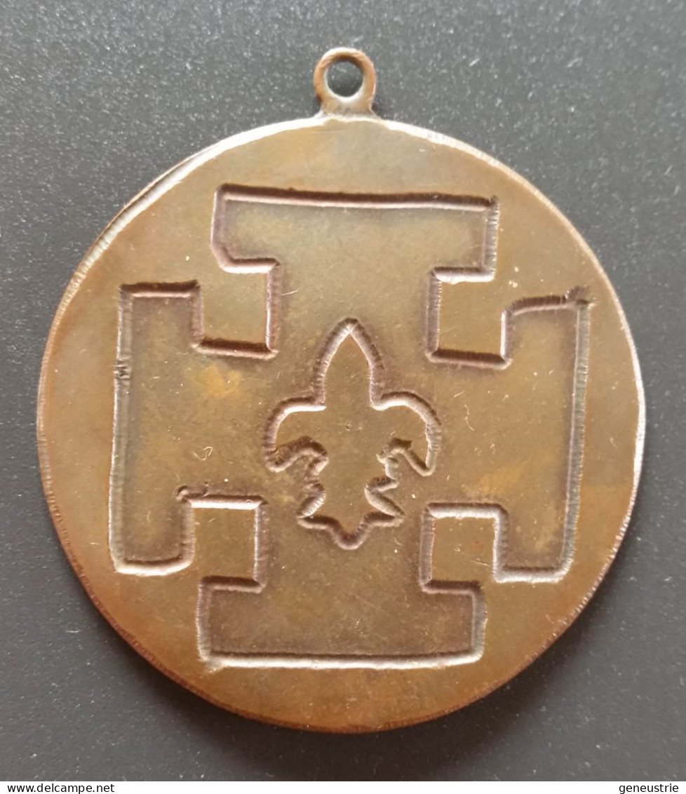 Médaillon Pendentif Médaille Scoutisme "Fleur De Lys" Scouts De France - Godsdienst & Esoterisme