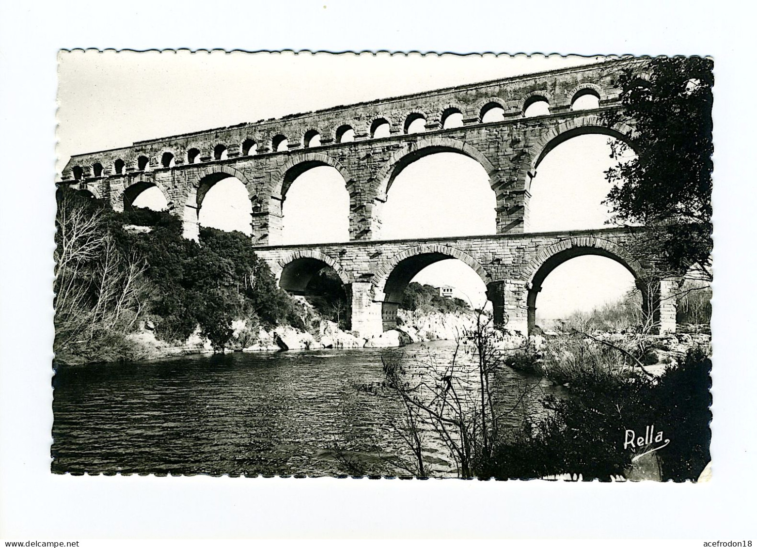 Le Pont Du Gard - Aqueduc Romain - Autres & Non Classés