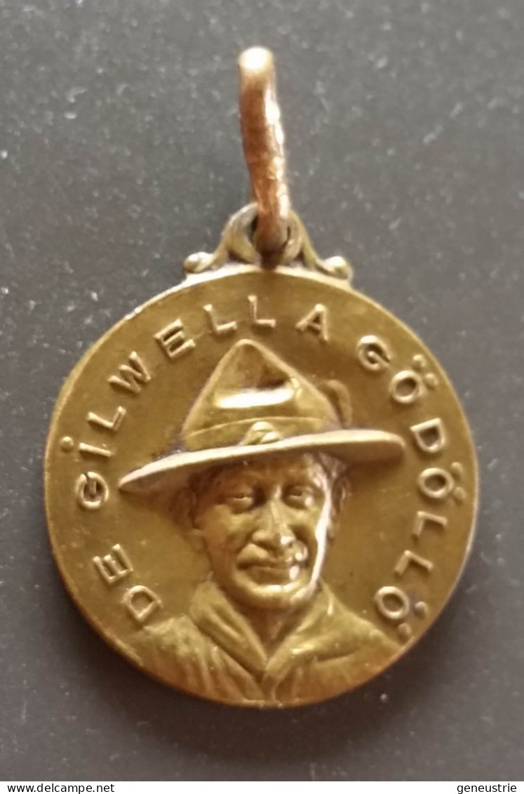 Pendentif Médaille Scoutisme "Baden Powell / De Gilwella Gödöllö 1933" Scouts De France - Godsdienst & Esoterisme