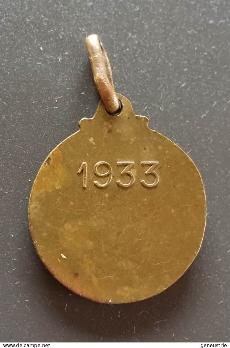 Pendentif Médaille Scoutisme "Baden Powell / De Gilwella Gödöllö 1933" Scouts De France - Godsdienst & Esoterisme