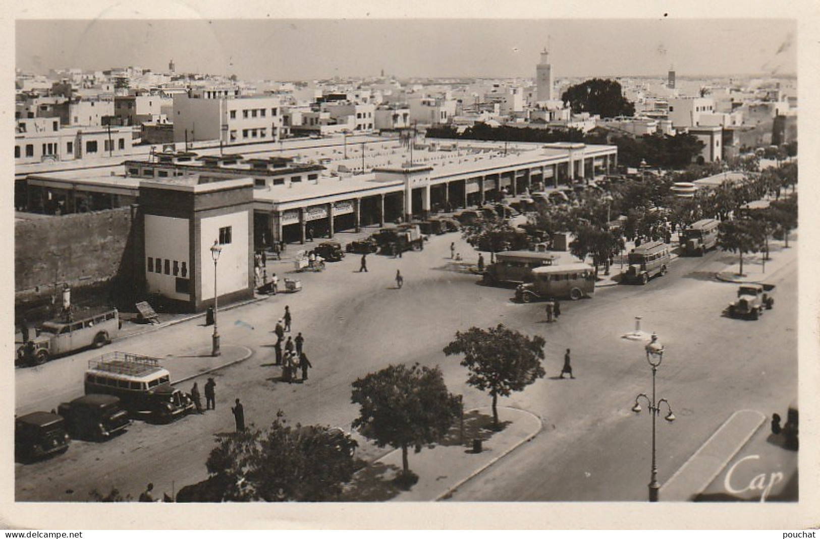 ZY 6- RABAT ( MAROC ) - VUE GENERALE SUR LE BOULEVARD GALLIENI - ANIMATION - AUTOBUS - 2 SCANS - Rabat