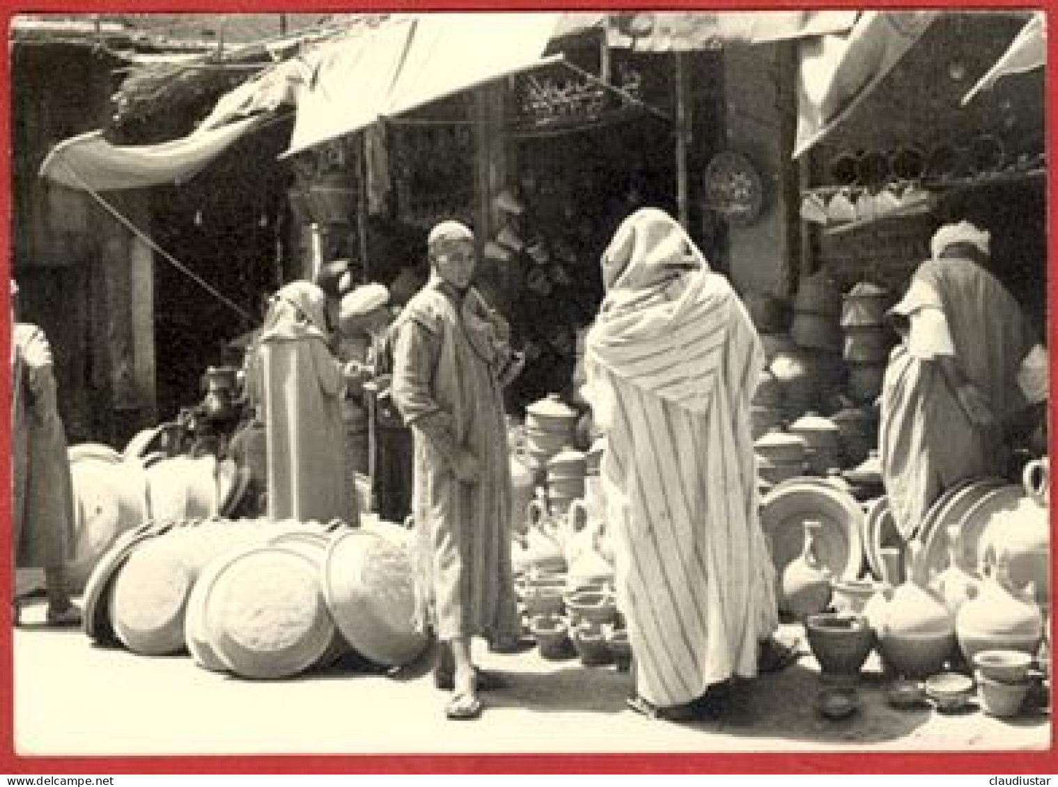 ** CARTE  MARRAKECH  Dans  LES  SOUKS  1964 ** - Marrakesh