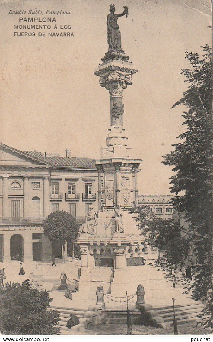 ZY 11 - PAMPLONA ( ESPANA ) - MONUMENTO A LOS FUEROS DE NAVARRA - 2 SCANS - Navarra (Pamplona)