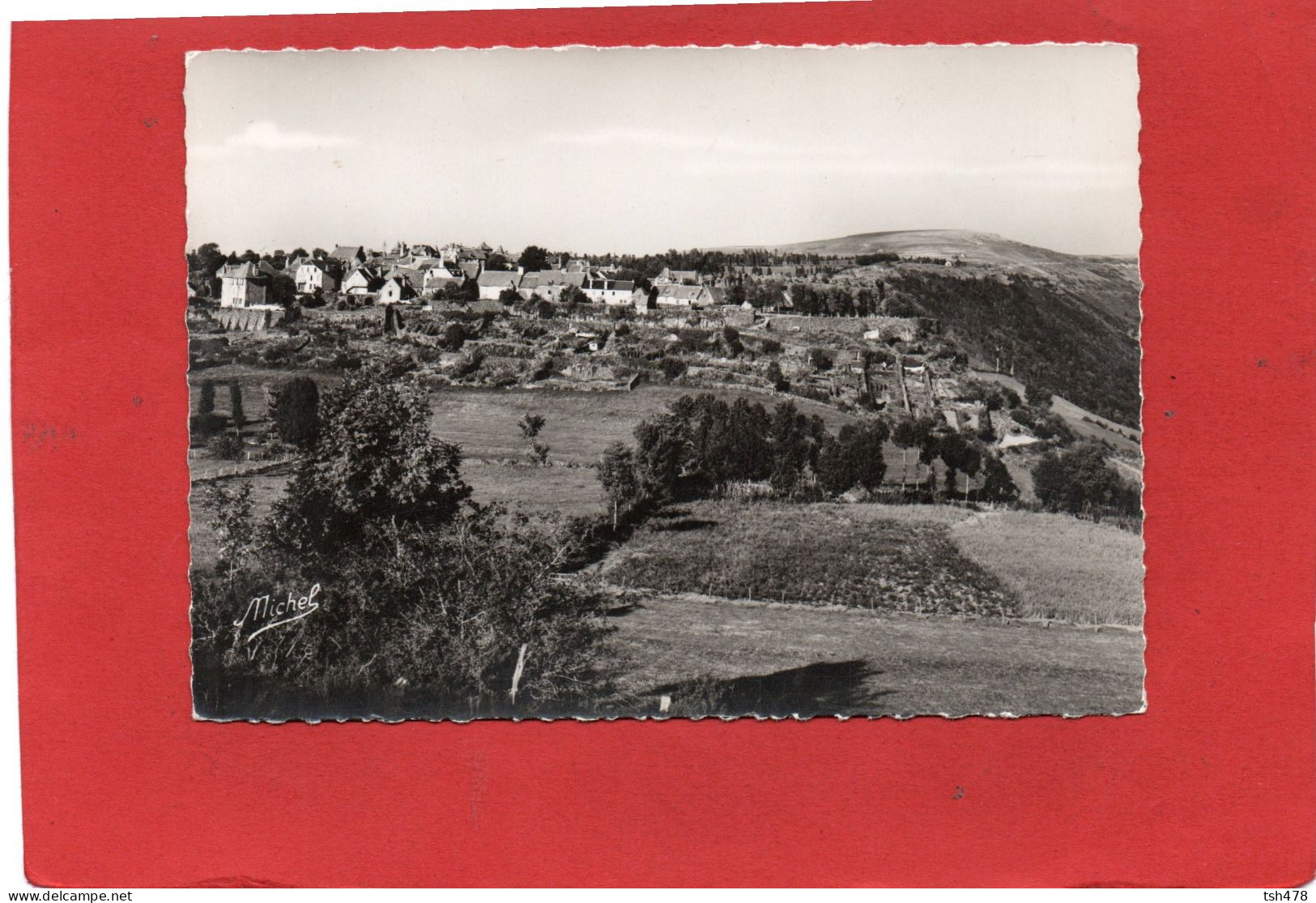 15----LE CANTAL TOURISTIQUE---Route Touristique -Salers Néronne Puy-Mary-Salers Vue Générale--voir 2 Scans - Other & Unclassified