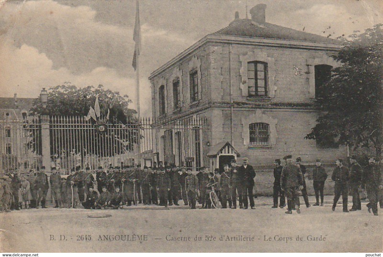 ZY 28-(16) ANGOULEME - CASERNE DU 52e D' ARTILLERIE - LE CORPS DE GARDE  - 2 SCANS - Angouleme