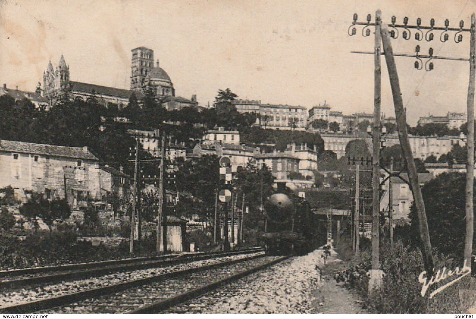 ZY 28-(16) ANGOULEME - LA VILLE VUE DE LA LIGNE PARIS BORDEAUX - LOCOMOTIVE - 2 SCANS - Angouleme