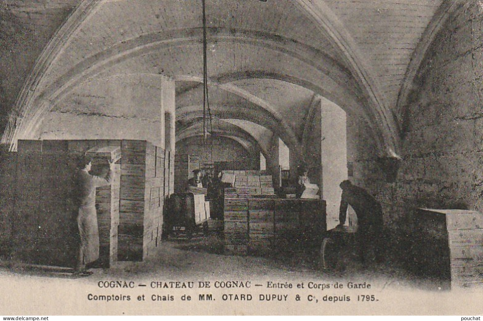 ZY 28-(16) COGNAC - CHATEAU DE COGNAC - ENTREE ET CORPS DE GARDE - COMPTOIRS ET CHAIS DE MM. OTARD DUPUY & Cie - Cognac