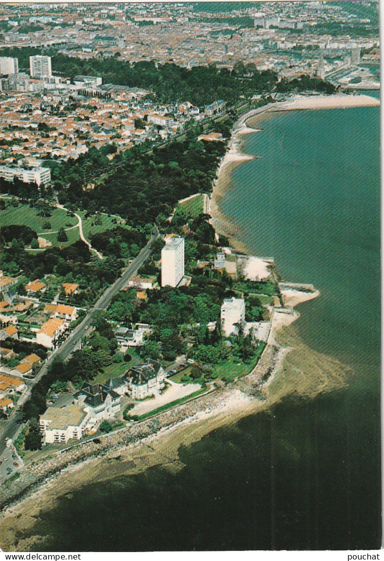 ZY 29-(17) LA ROCHELLE - CENTRE DE READAPTATION FONCTIONNELLE - VUE AERIENNE - VILLA RICHELIEU - 2 SCANS - La Rochelle