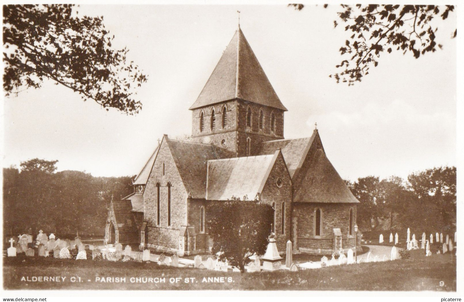 Parish Church Of St. Annes, Alderney - B.B.series - Real Photograph - Ile  Aurigny, - Eglises Et Cathédrales