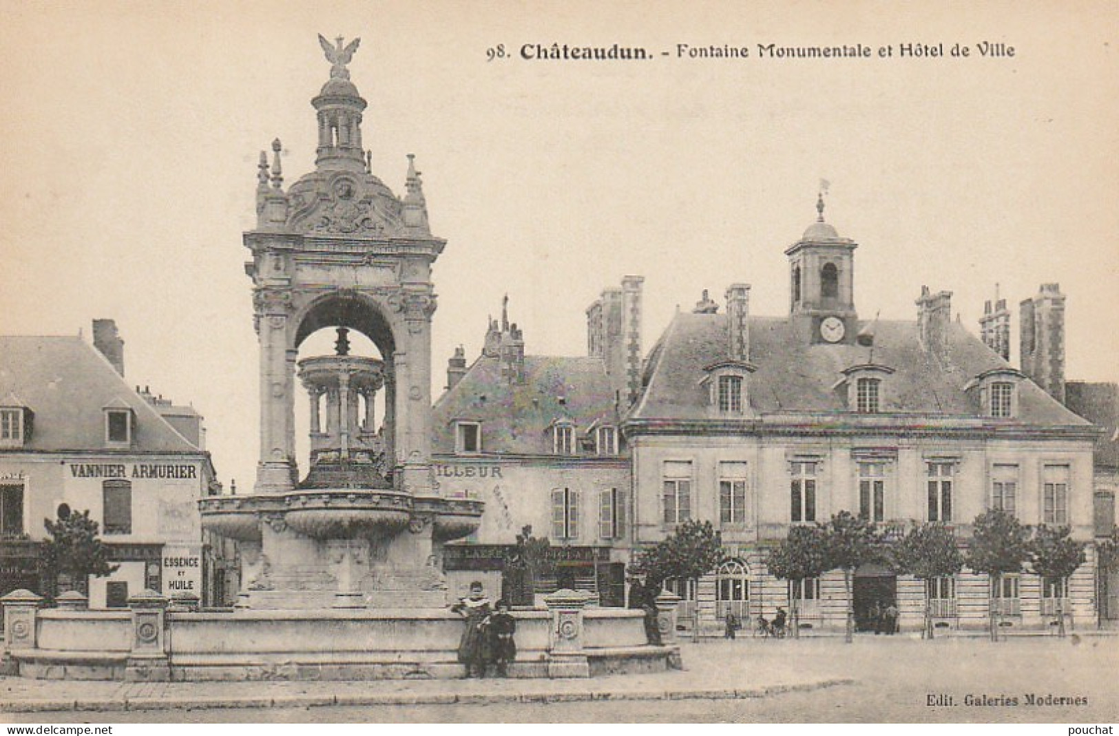 ZY 40-(28) CHATEAUDUN - FONTAINE MONUMENTALE ET HOTEL DE VILLE   - 2 SCANS - Chateaudun