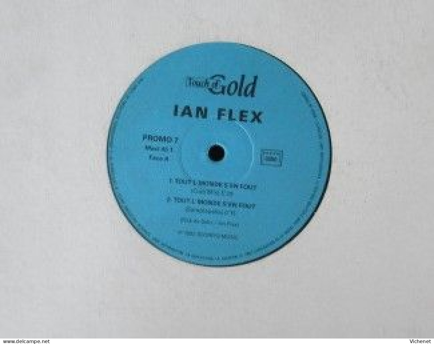 Ian Flex – Tout L' Monde S' En Fout - Maxi - 45 Rpm - Maxi-Single