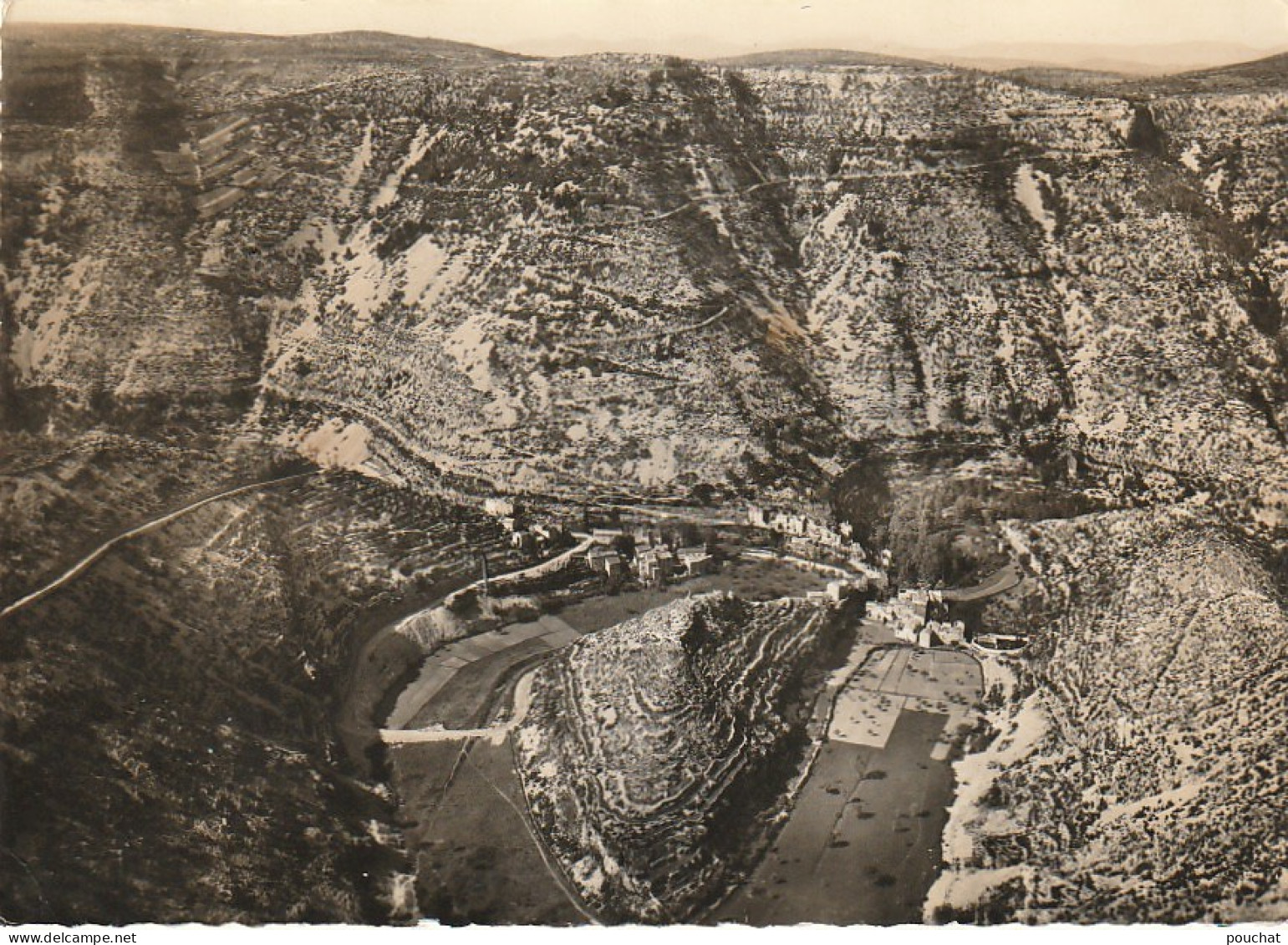 ZY 49-(34) CIRQUE DE NAVACELLES , PRES DE LODEVE - VUE AERIENNE - 2 SCANS - Lodeve