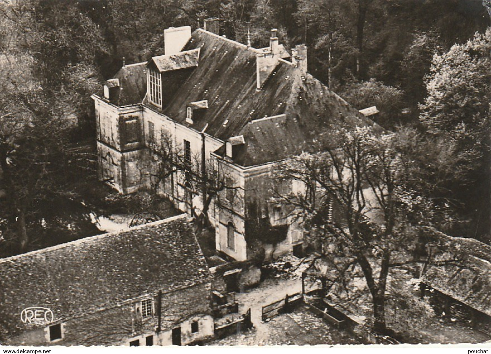 ZY 51-(36) NOHANT - LE CHATEAU DE GEORGE SAND - VUE AERIENNE - 2 SCANS - Altri & Non Classificati