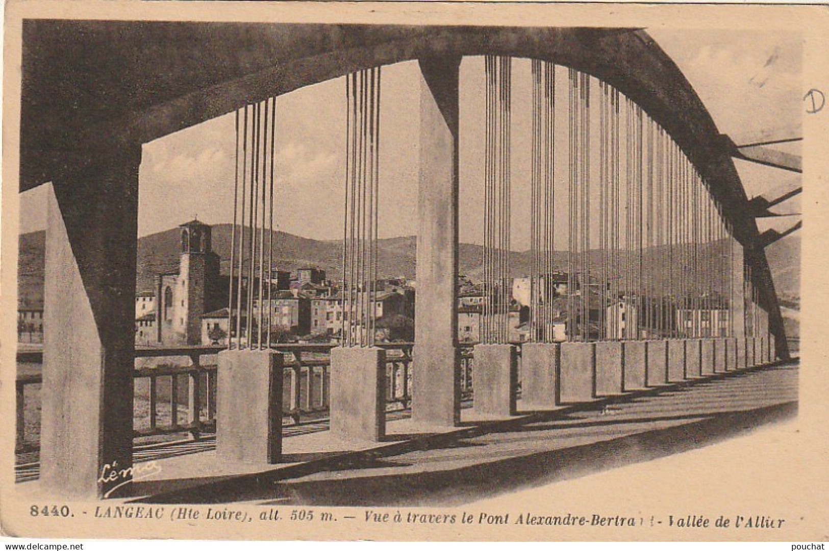 ZY 60-(43) LANGEAC - VUE A TRAVERS LE PONT ALEXANDRE BERTRAND - VALLEE DE L' ALLIER - 2 SCANS - Langeac