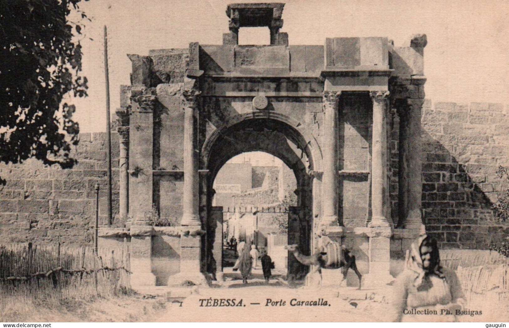 CPA - TÉBESSA - Porte Caracalla - Edition Ph.Bouigas - Tébessa