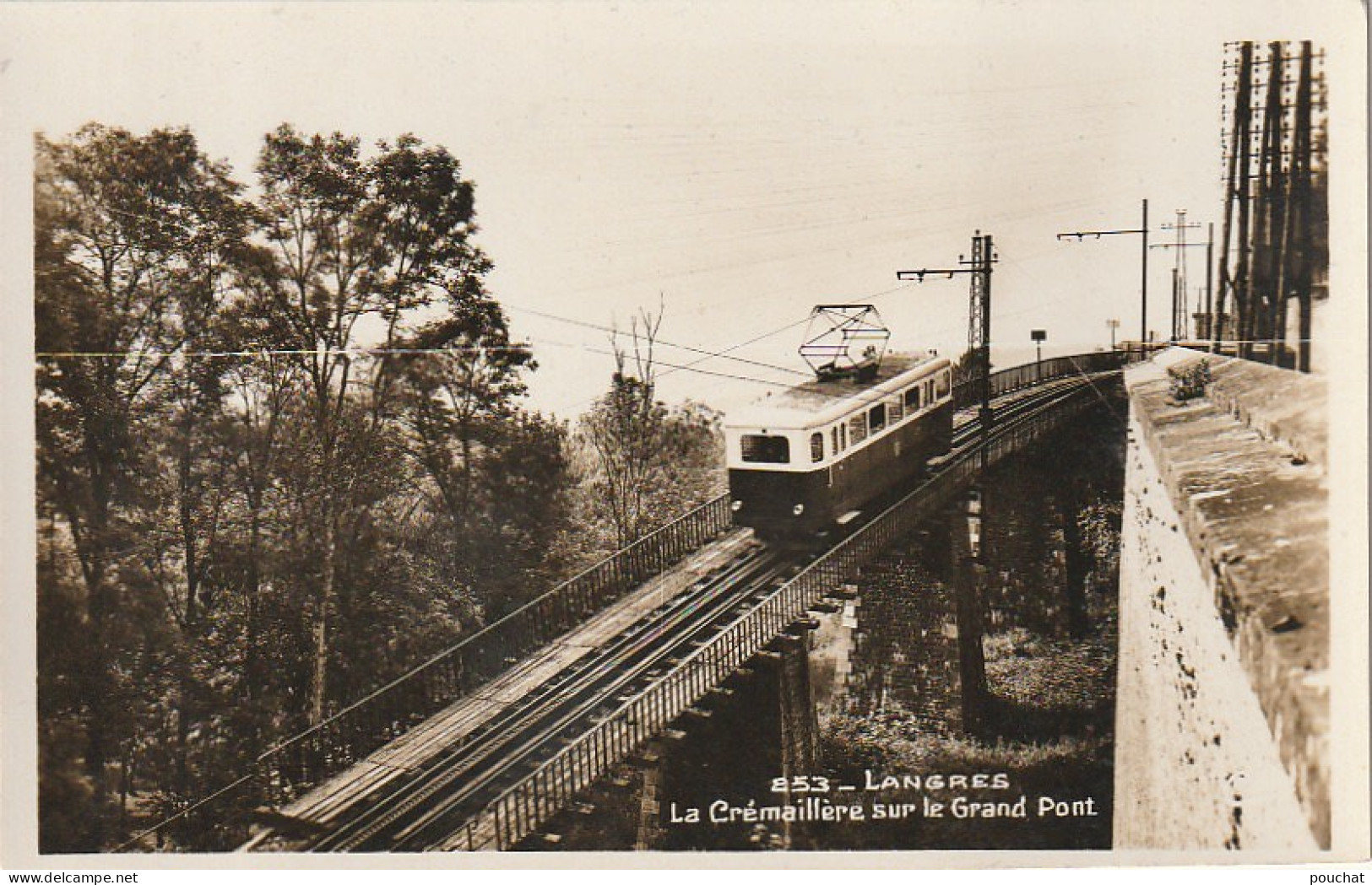 ZY 71-(52) LANGRES - LA CREMAILLERE SUR LE GRAND PONT - LOCOMOTIVE - 2 SCANS - Langres