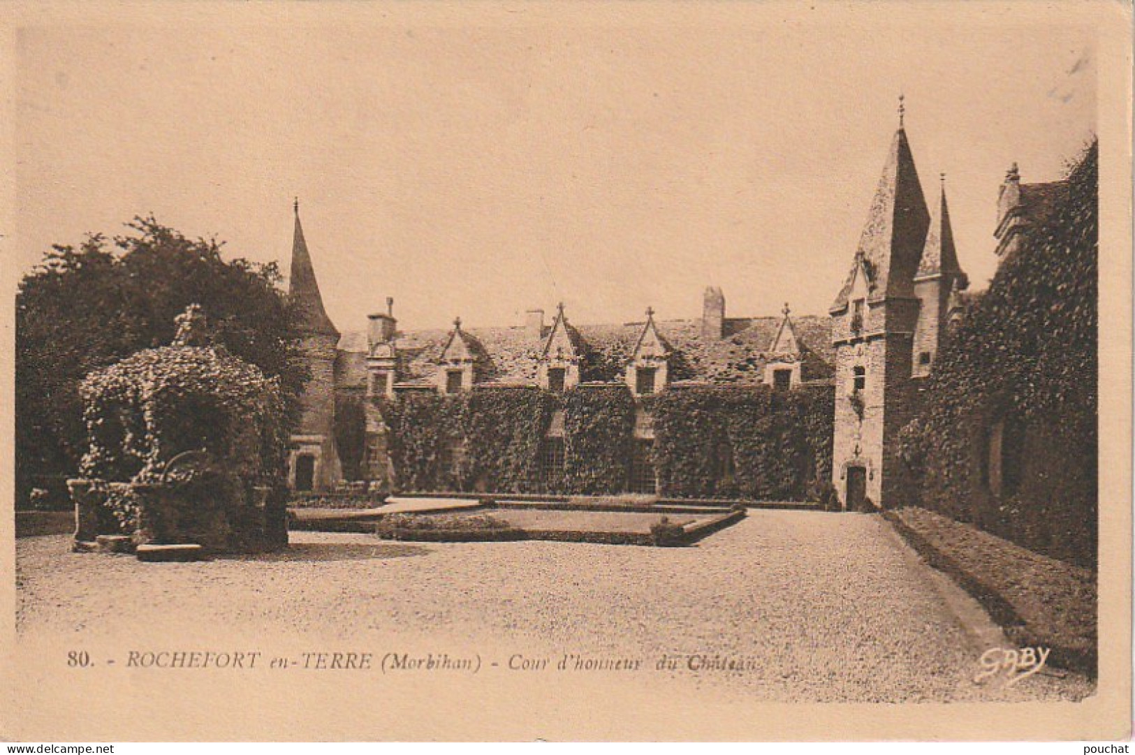 ZY 76-(56) ROCHEFORT EN TERRE - COUR D' HONNEUR DU CHATEAU - PUITS - 2 SCANS - Rochefort En Terre