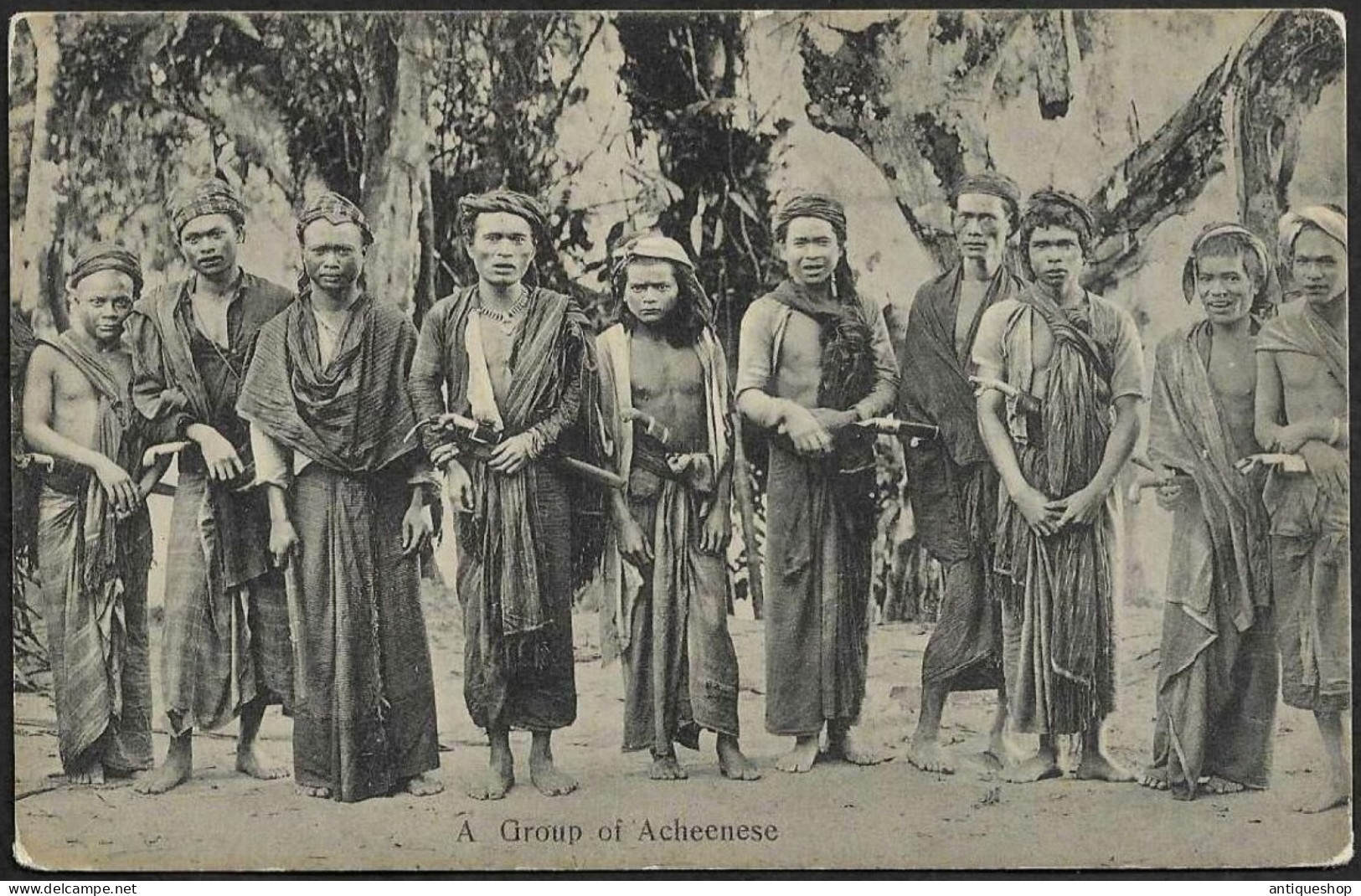 China-----A Group Of Acheenese------old Postcard - China