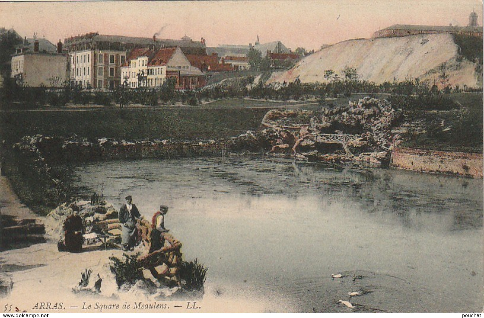 ZY 86-(62) ARRAS - LE SQUARE DE MEAULENS - ANIMATION - CARTE COLORISEE - 2 SCANS - Arras