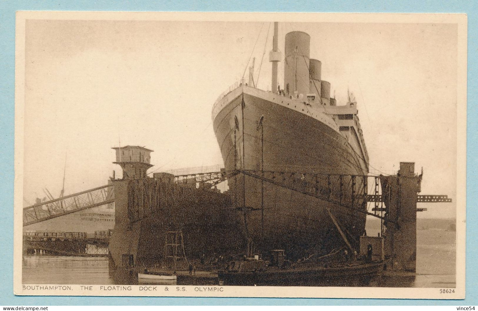 SOUTHAMPTON - The Floating Dock S.S. Olympic - Paquebote