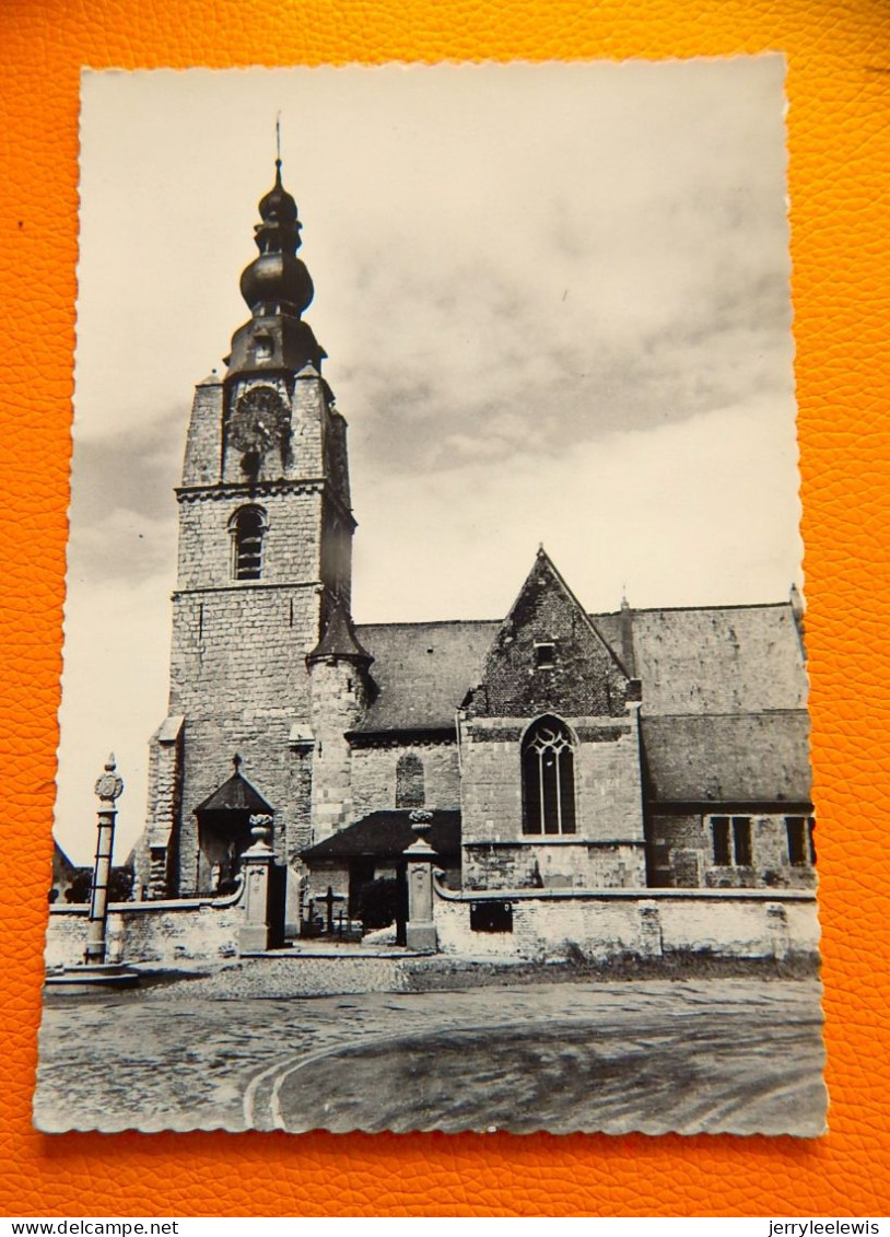 MESPELARE  - St. Aldegondekerk En Schandpaal - Dendermonde