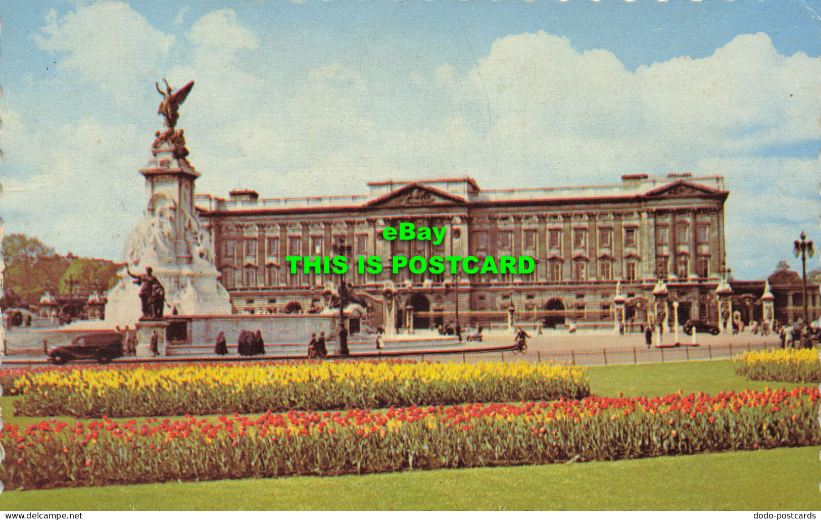 R578085 London. Buckingham Palace. Photographic Greeting Card. Natural Colour Se - Autres & Non Classés