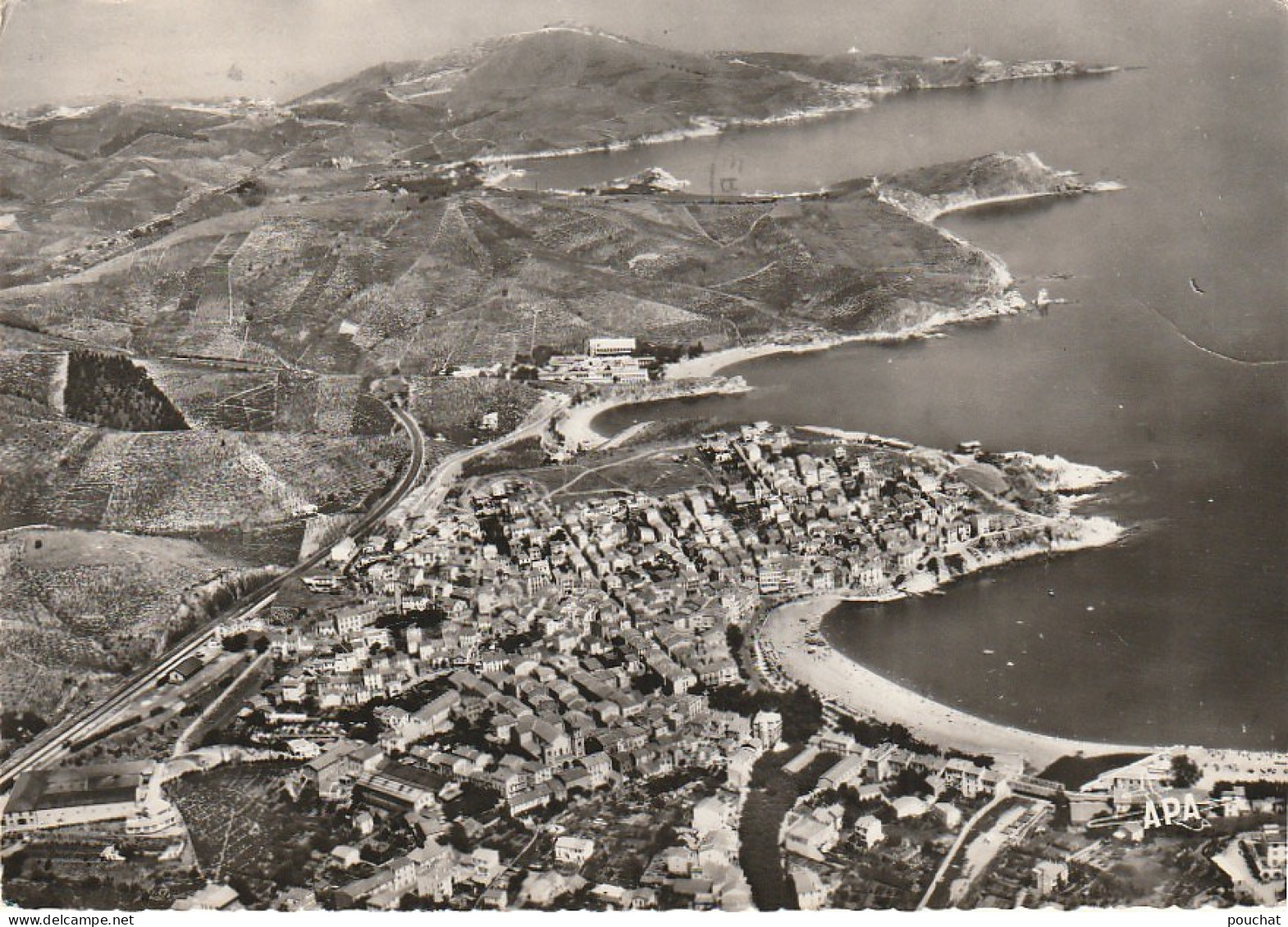 ZY 96-(66) BANYULS SUR MER - VUE AERIENNE SUR BANYULS ET LA COTE DECOUPEE EN DIRECTION DE PORT VENDRES - 2 SCANS - Banyuls Sur Mer